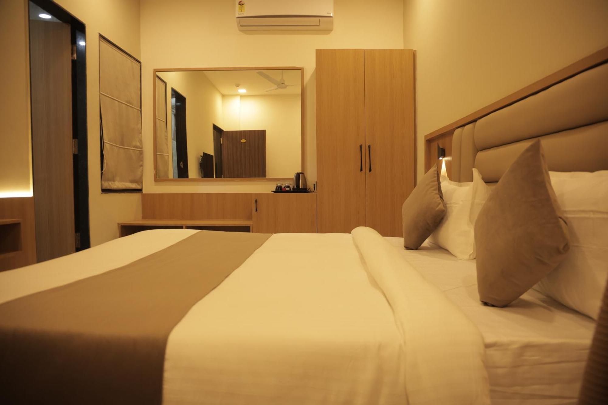 Hotel The Rainbow Inn Udaipur Luaran gambar